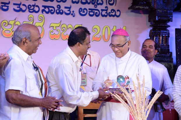Mangalore Bishop visit to Sahyadri Campus