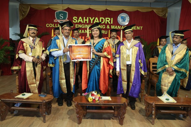 Sahyadri-Graduation-Day-2015-A