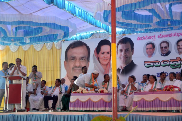 Manjunath-Bhandary-Election-Campaign-2014-40